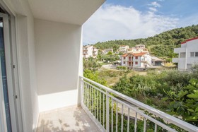 Apartments Vrlika
