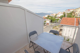 Apartments Vrlika