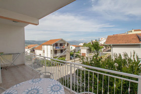 Apartments Vrlika