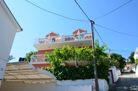 Apartments Zdravka
