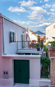 Apartments Zlatin Dvor