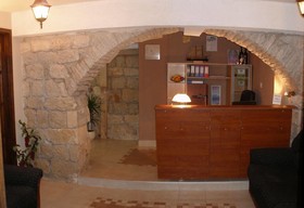 Carol Rooms Guesthouse