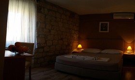 Carol Rooms Guesthouse