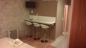 Carol Rooms Guesthouse