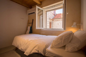 Casa Sepia