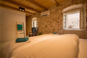 Casa Sepia