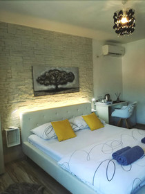 Guest House Exalto