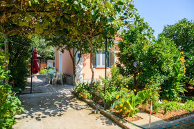 House Mirjana
