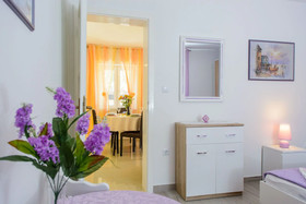 House Mirjana