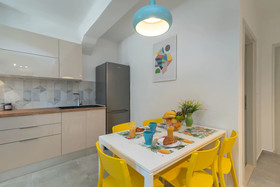 House Polus