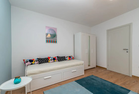 House Polus