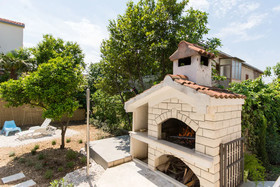 House Ruzmarin