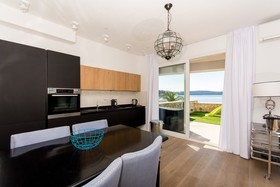 Livingstone Beach House