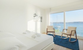 Livingstone Beach House