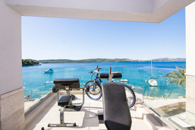 Livingstone Beach House