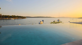 Livingstone Beach House