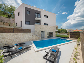 Villa Salt
