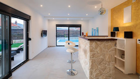 Villa Salt