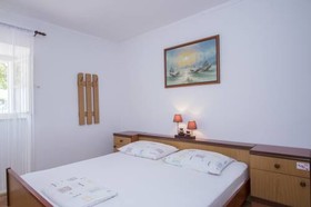 Radovcic Apartments and Rooms