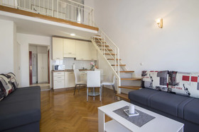 Apartments And Rooms Kapulica