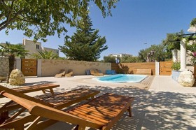 Villa Bougenvilia Tomas