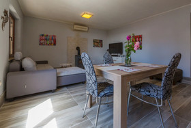 House Casa Royal