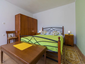House Delfin