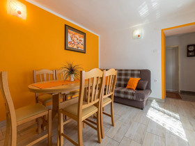 House Delfin