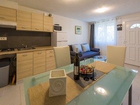 House Pavlina