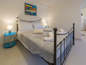 House Pavlina