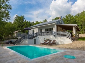 House Pavlina