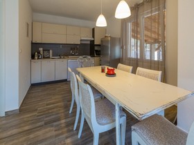 House Pavlina