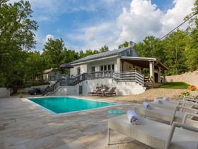 House Pavlina
