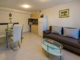 House Pavlina