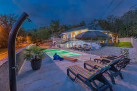 House Pavlina
