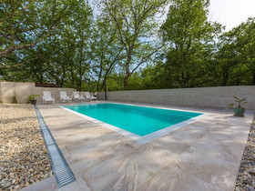 House Pavlina