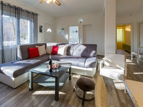 House Pavlina