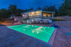 House Pavlina