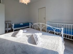 House Pavlina