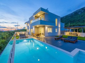 House Villa ENY
