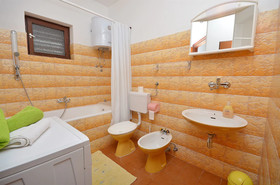 Apartment And Room Ivica