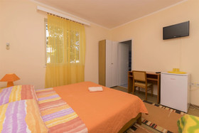 Apartment And Room Ivica