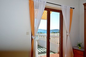 Apartment and Rooms Ante