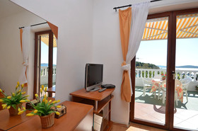 Apartment and Rooms Ante