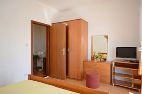 Apartment and Rooms Ante