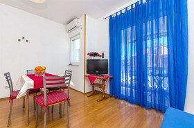 Apartment And Room Stefanija