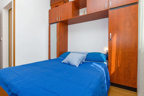 Apartment And Room Stefanija