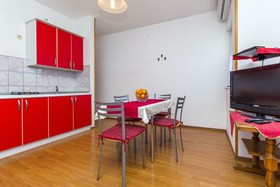 Apartment And Room Stefanija