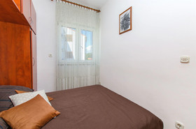 Apartment And Room Stefanija