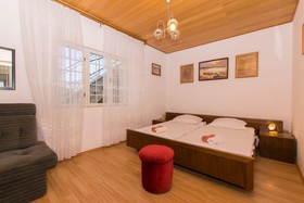 Apartments Amalija